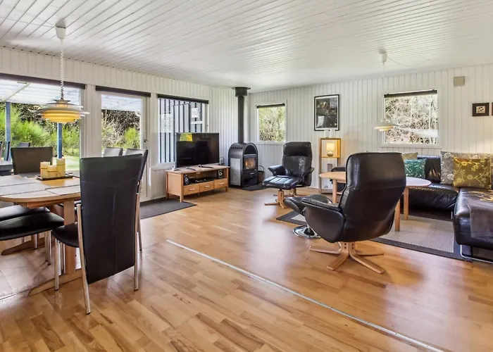 Alia - 30km From The Sea By Interhome